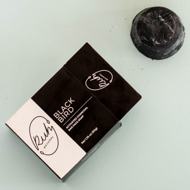 Black Bird 
Face Detox Soap