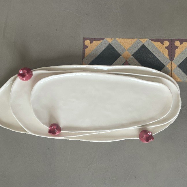 Flat Ceramic 
Flower Plate