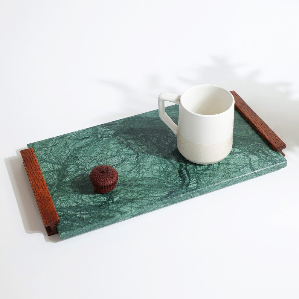 Verde Guatemala marble board with wooden handles