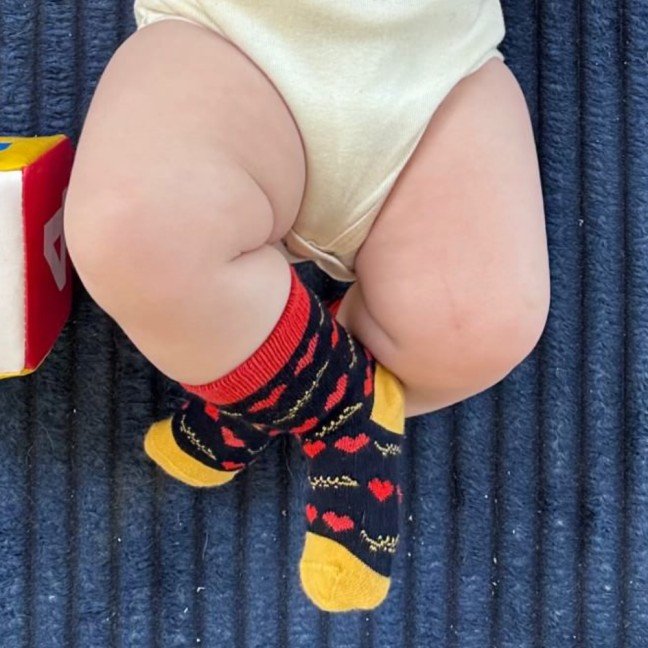 Habibi Navy Blue 
Babies Socks