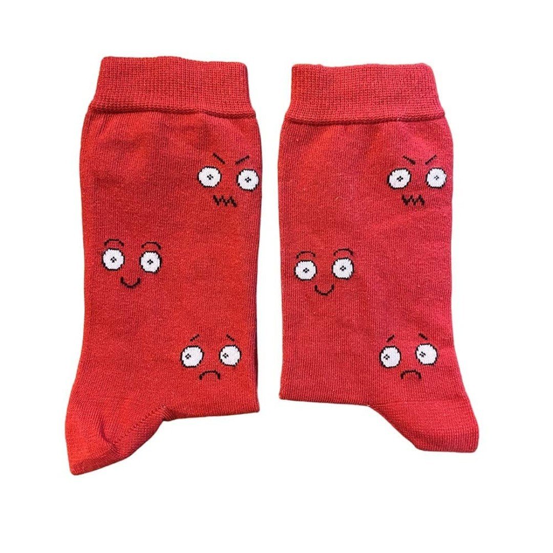 Faces Red 
Socks
