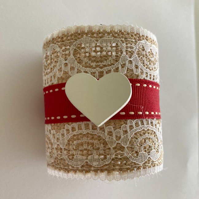 Set of Lace Napkin Rings: White Christmas Heart