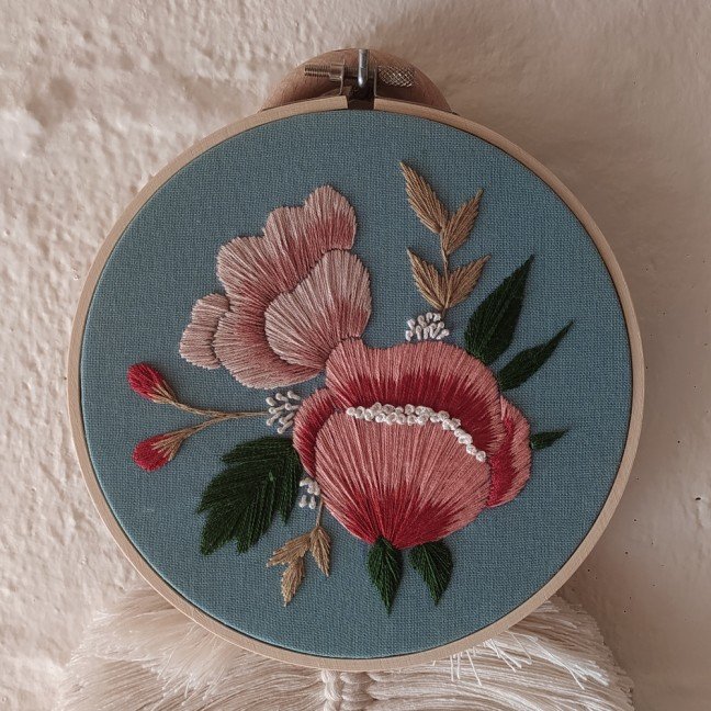 Boho Floral 
Embroidered Hoop