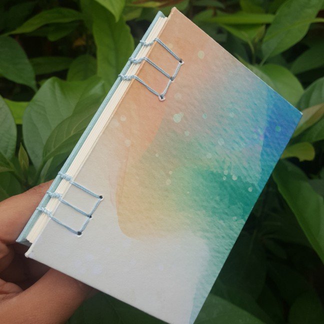 Small journal: blue 
abstract design