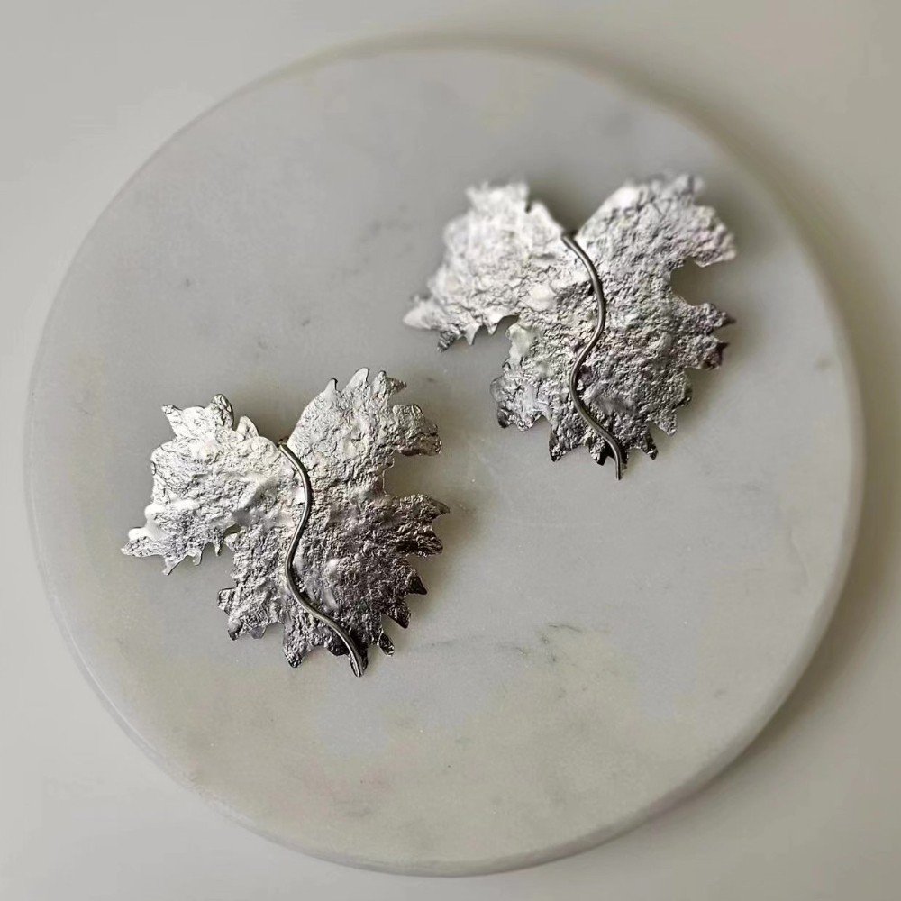 Vine-Tastic 
Earrings