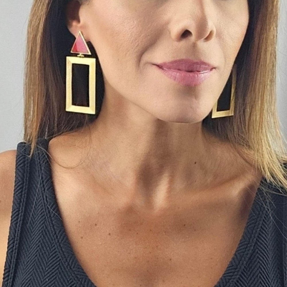 Lebanon 
Breeze Earrings