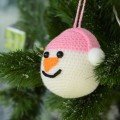 Knitted Snowman 
Christmas Tree Ornament