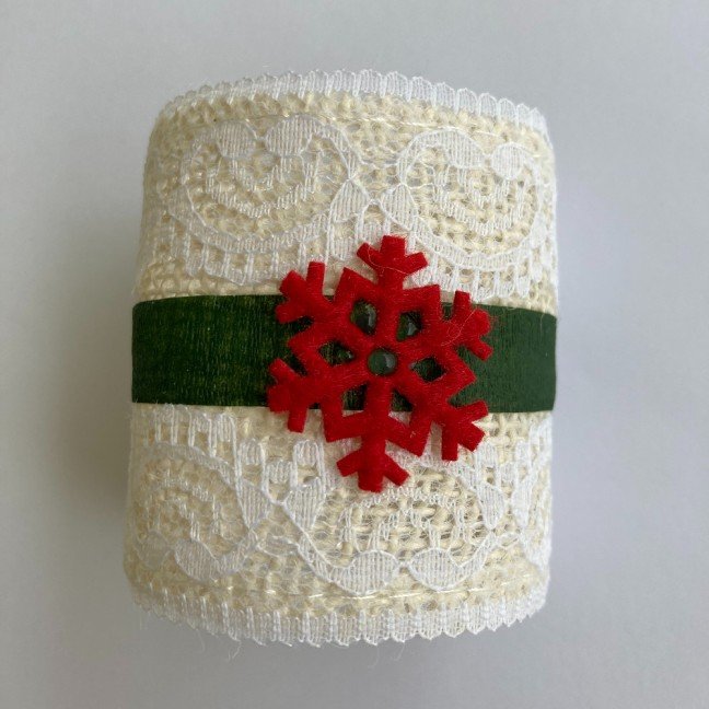Set of Lace Napkin Rings: Snowflakes