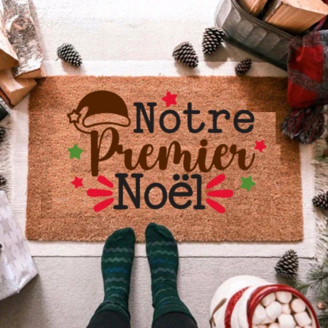 Holiday Doormat: 
Notre Premier Noel