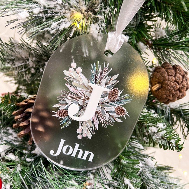Personalized Leaf 
Initial Frosted Ornament