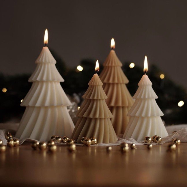 Striped Christmas 
Tree Candle