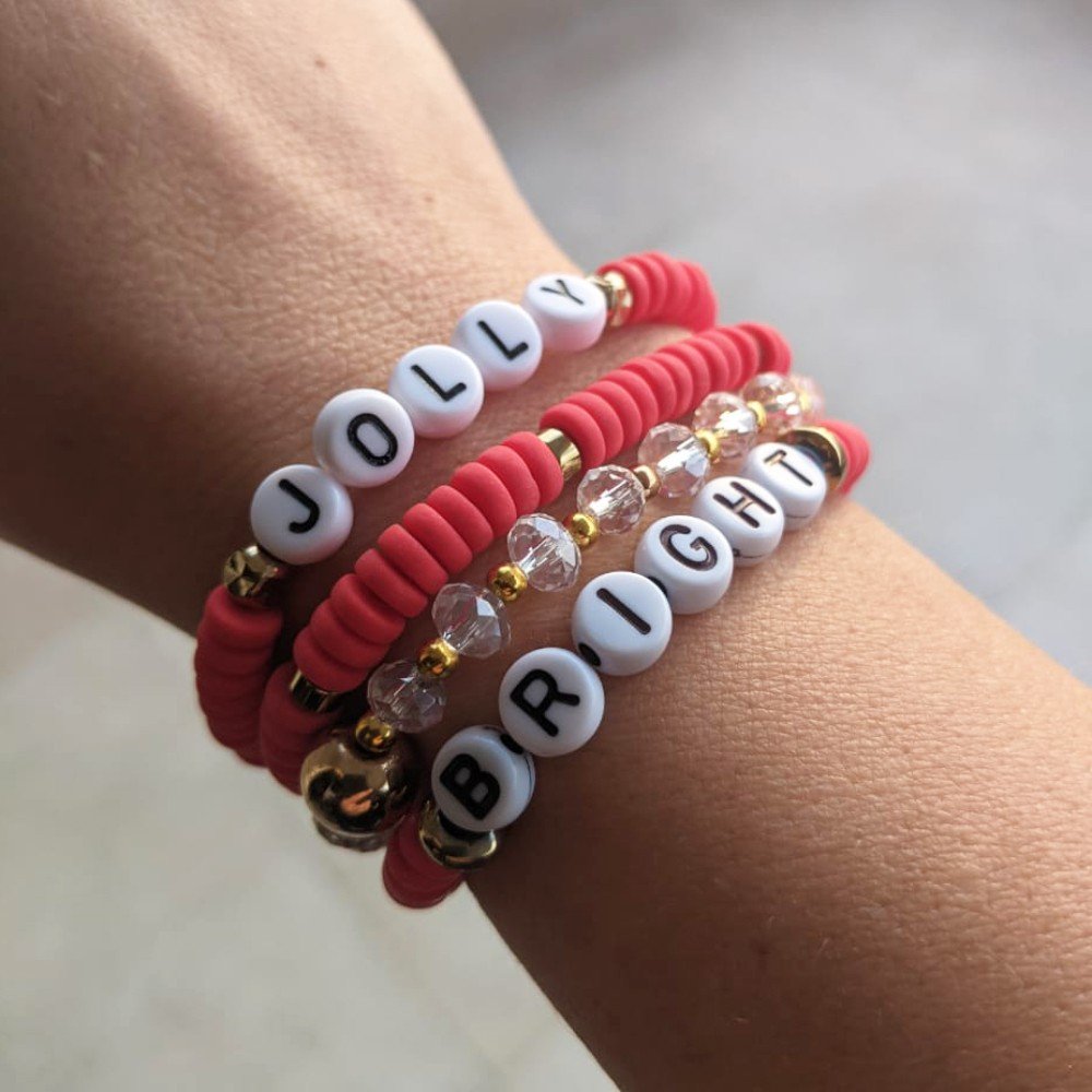 Set of 4 Bright 
Christmas Bracelets