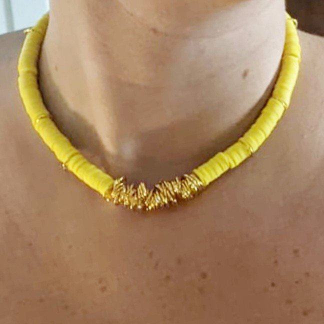 Glow In Yellow 
Necklace