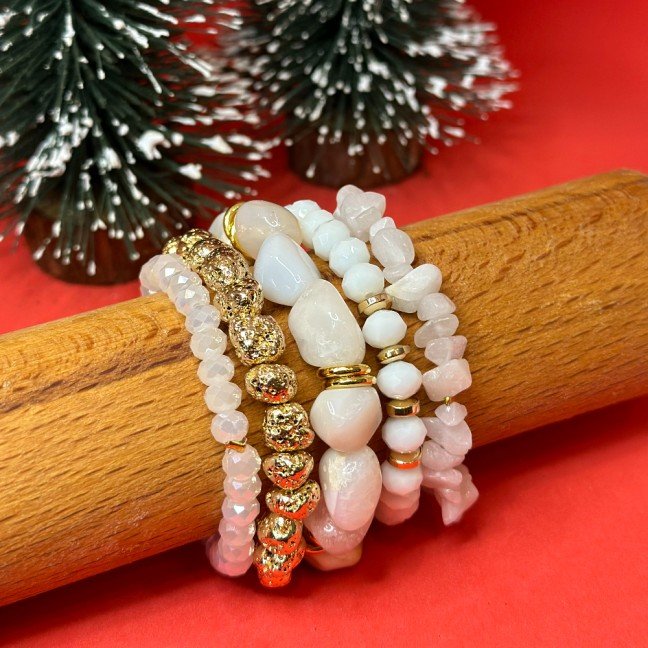 Christmas Carol Charm Bracelet - Charm Bracelets | Sweet Romance – Sweet  Romance Wholesale