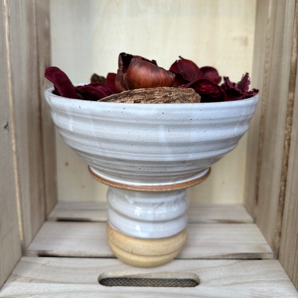 Ceramic Two Piece 
Large Raised Bowl & Vase