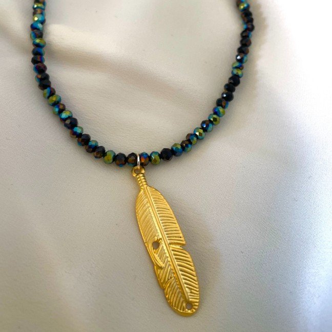 Gold Plated Feather 
Beads Necklace