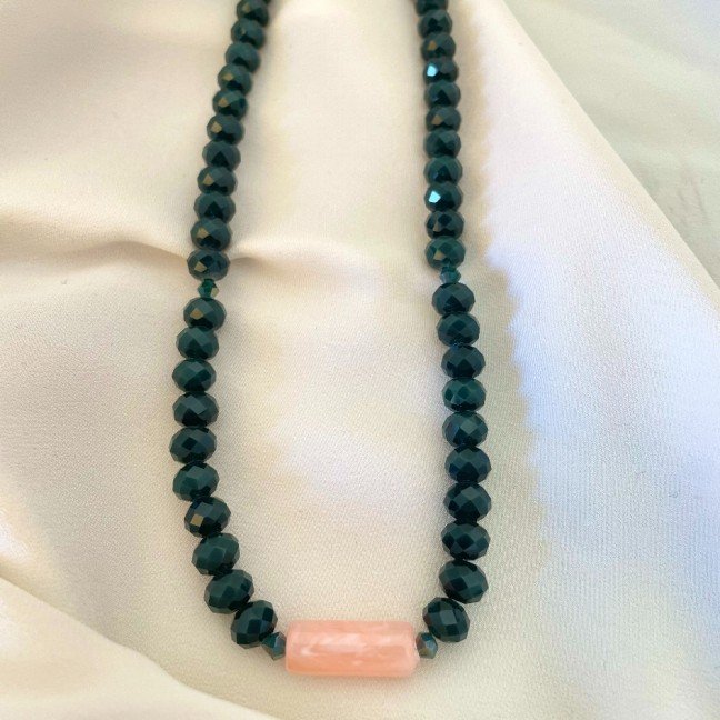 Green Crystal
Beads Necklace