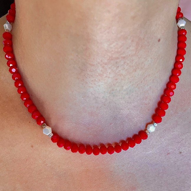 Red Crystal
Beads Necklace