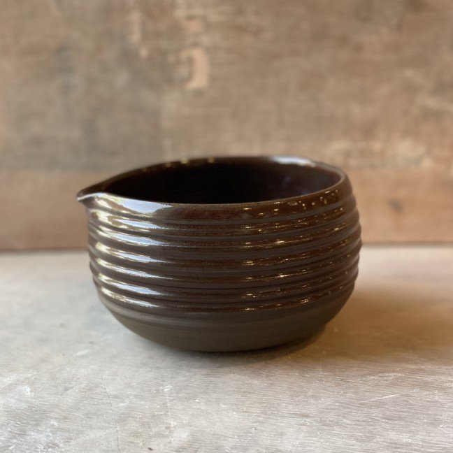 Ceramic Dark Brown 
Matcha Bowl