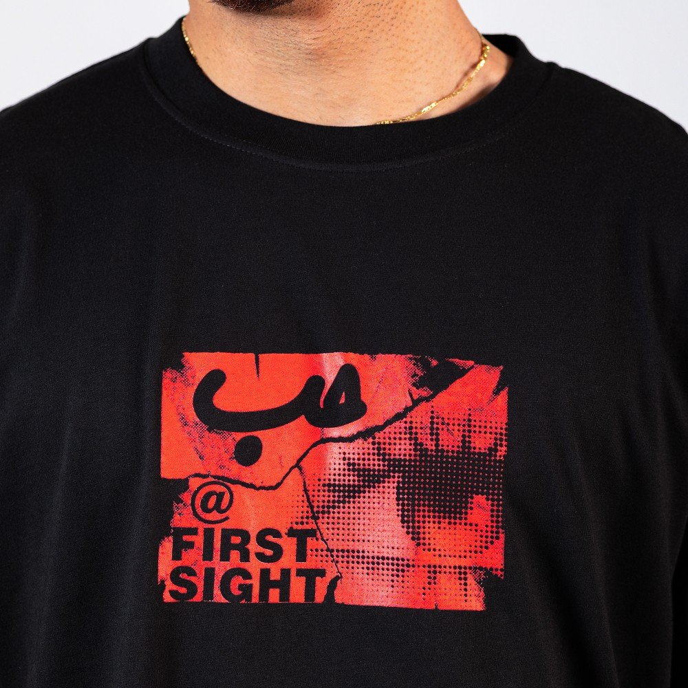 Hobb at First Sight 
Men's T-shirt