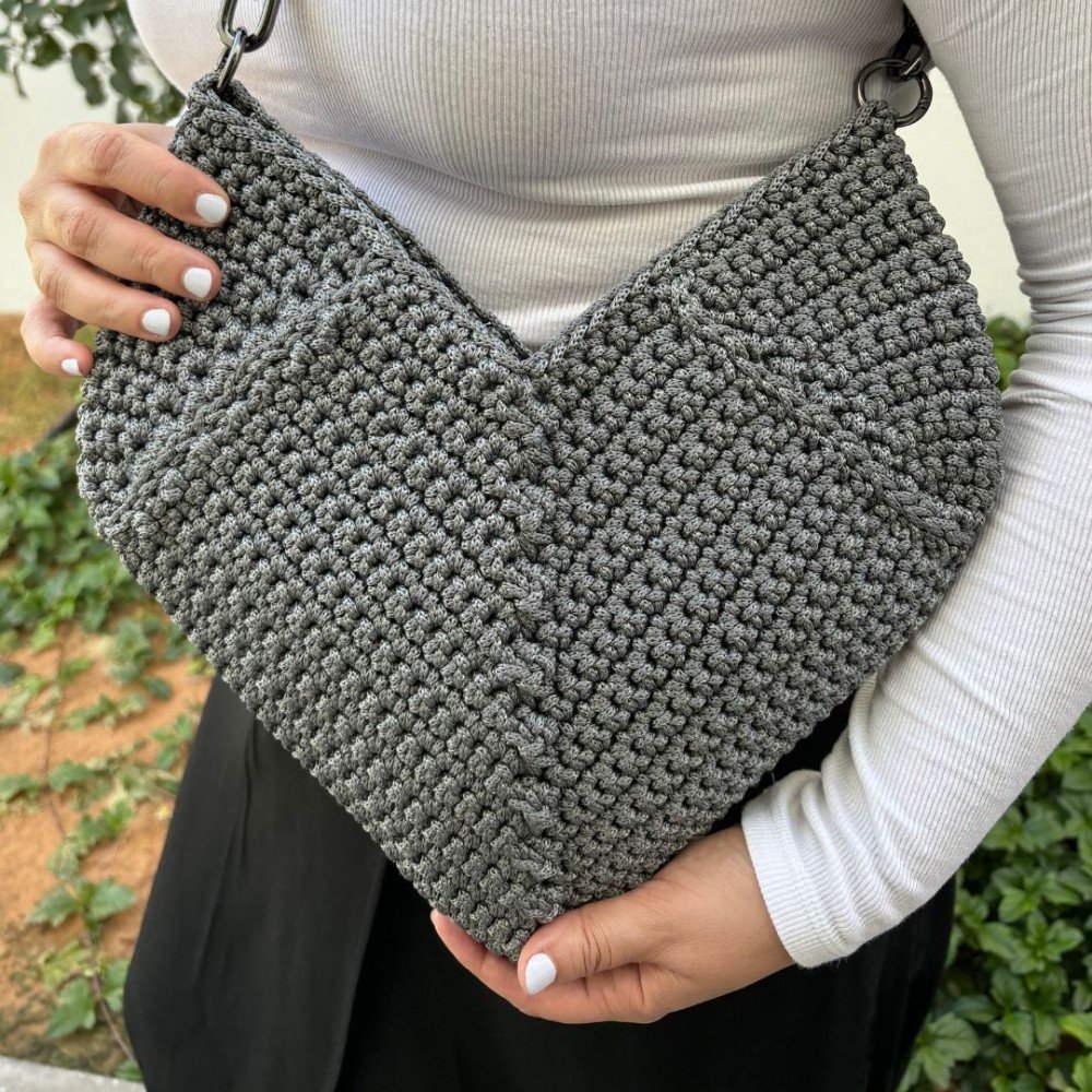 Amorette Grey 
Crochet Bag