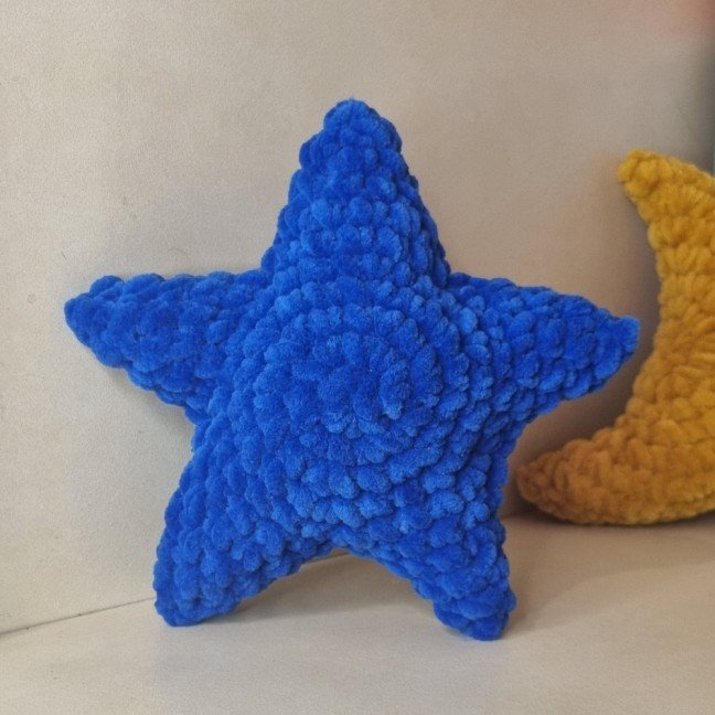 Little Star 
Crochet Plushie