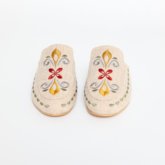 Oriental 
Artisanal Slippers