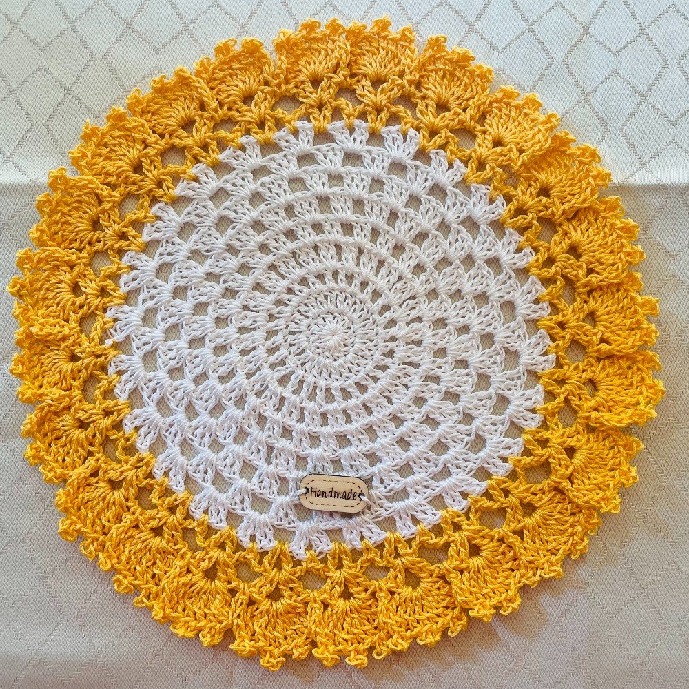 Simple Crochet 
Doily Placemat