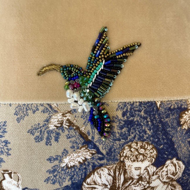 Embroidered Bi-Colored 
Hummingbird Cushion