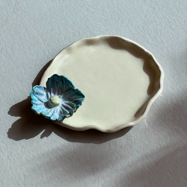 Ceramic Plate 
With Flower