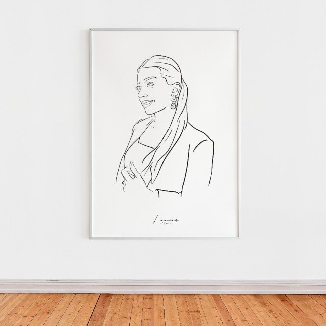 Custom Framed Minimal 
Single Portrait Illustration