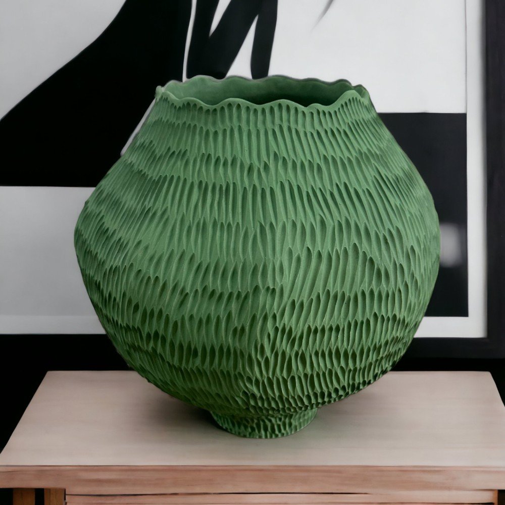 La Ruche 
Green Vase
