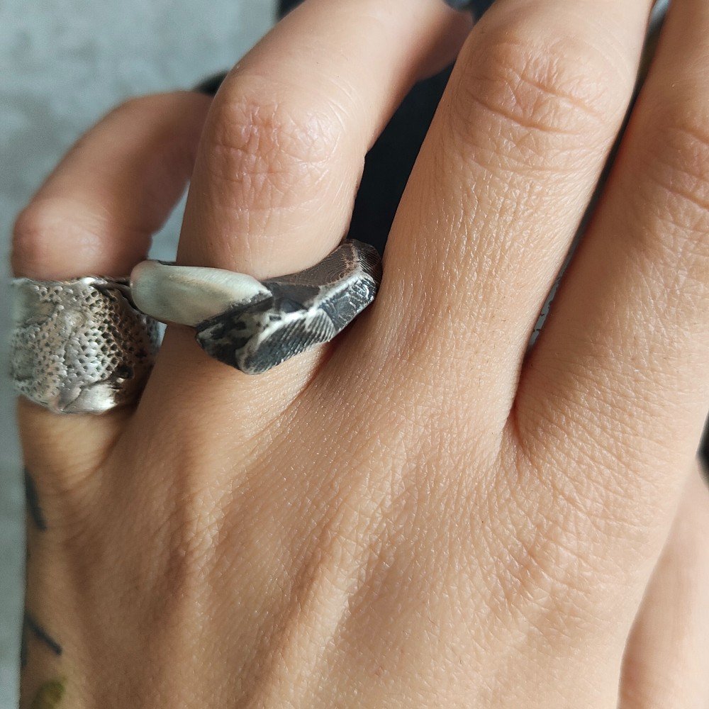 Snake 
Silver Ring II