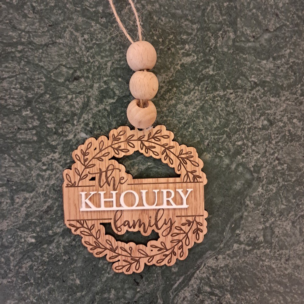 Personalized Family 
Name Ornament