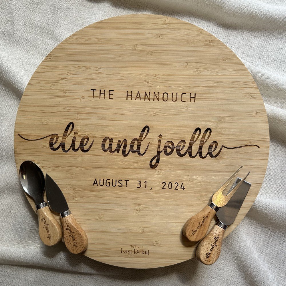 Customized Cheese Board 
with Knives Set