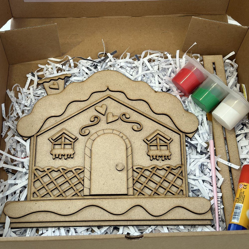 Gingerbread House 
DIY Painting Kit