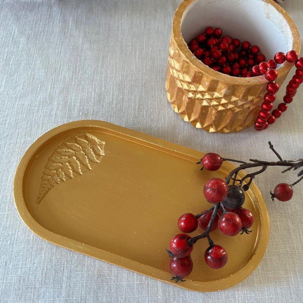 Golden Concrete 
Trinket Tray