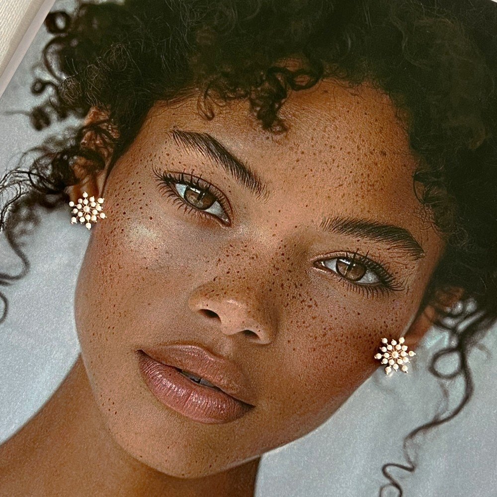 Snowflake 
Pearly Earrings