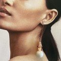 Dangly 
Pearl Earrings