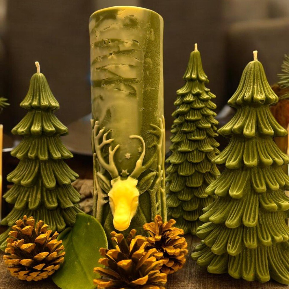 Reindeer Delight 
Candles Set