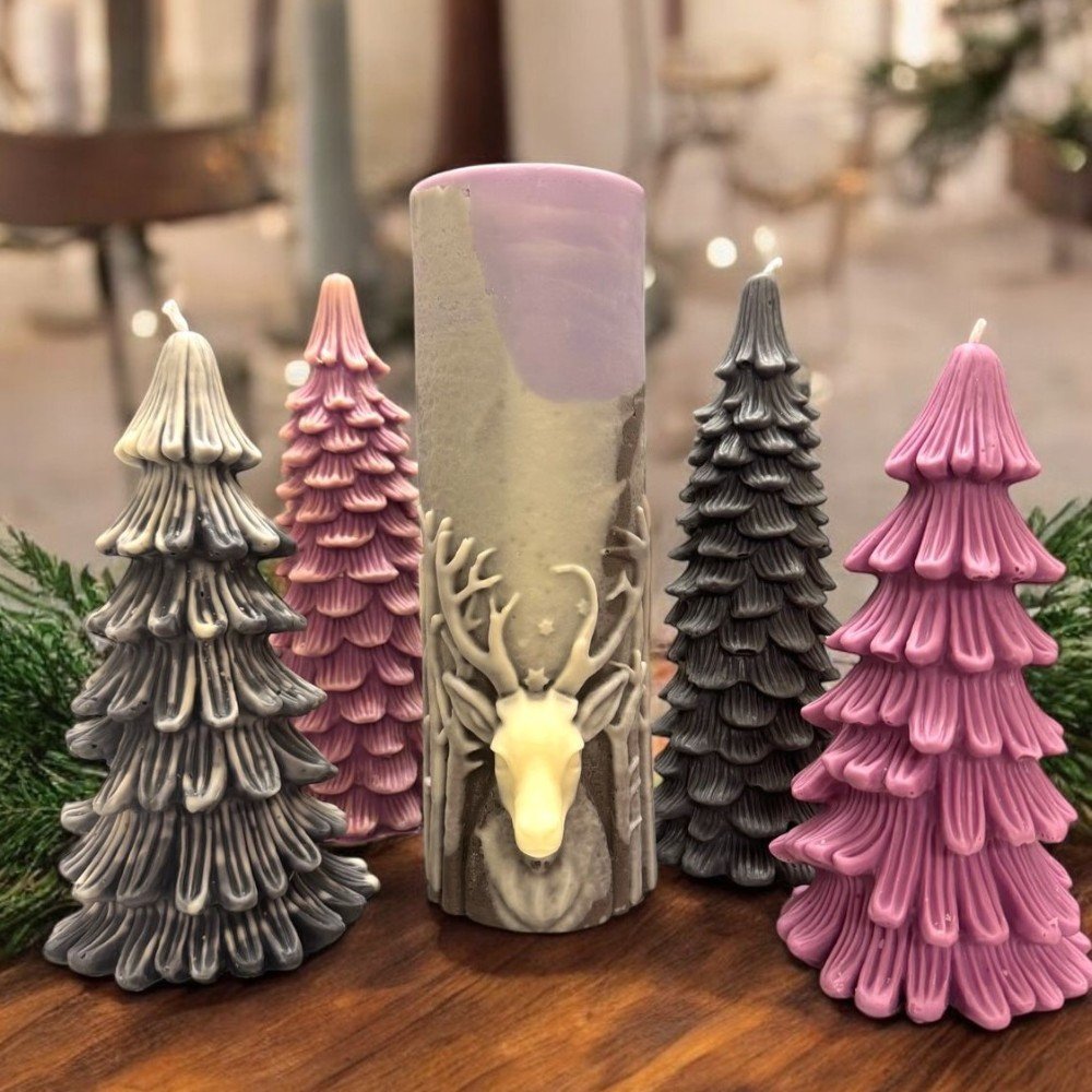 Reindeer Deluxe 
Candles Set