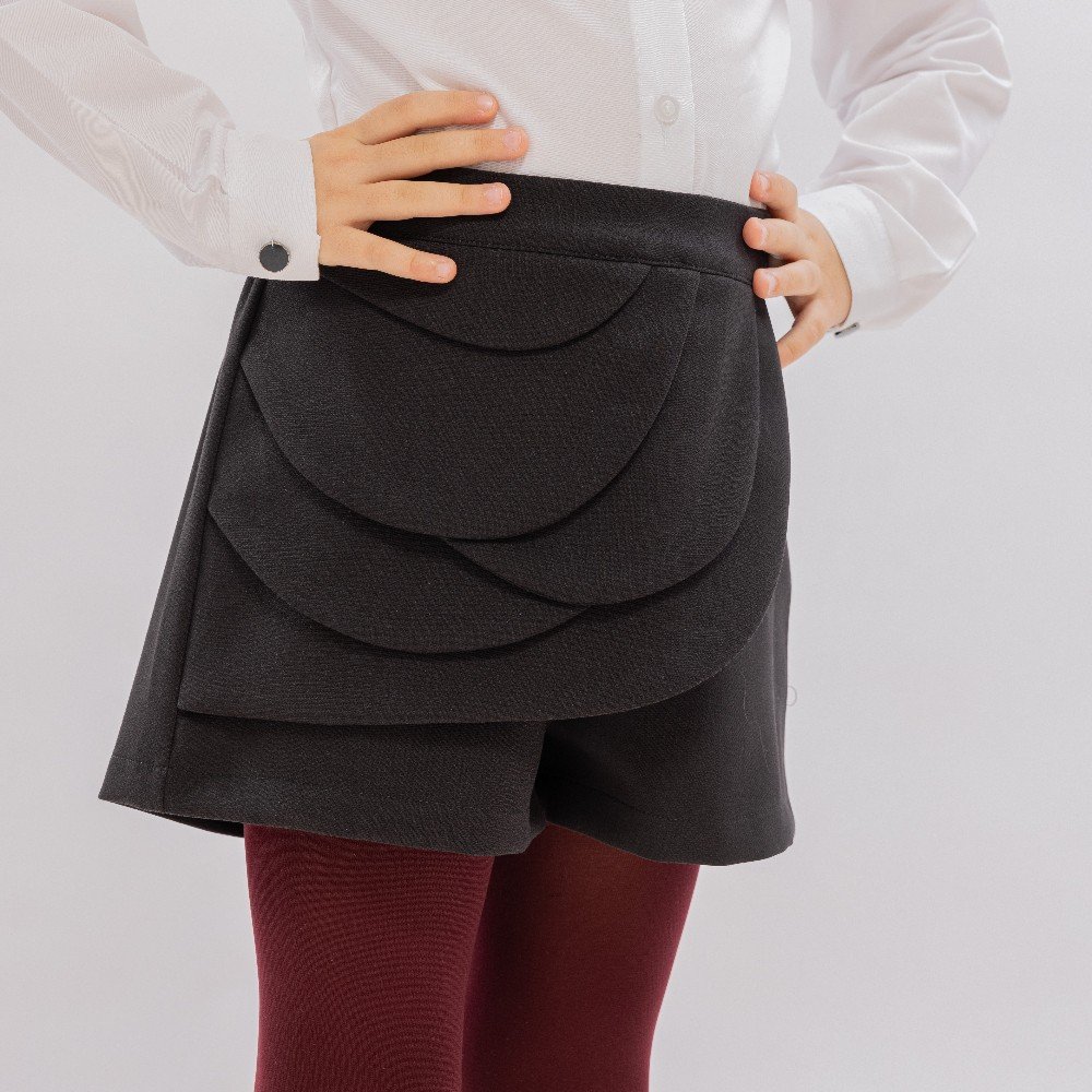 Kaia The Flower 
Kids Shorts