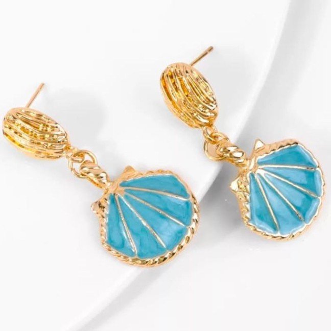 Seashell 
Blue Earrings