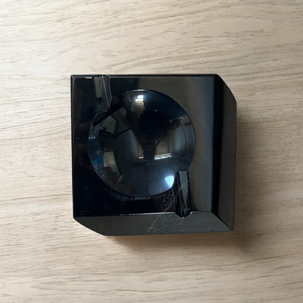 Black Italian 
Marble Ashtray