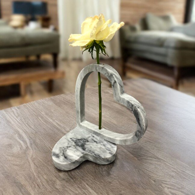 Decorative Heart 
Italian Marble Stand