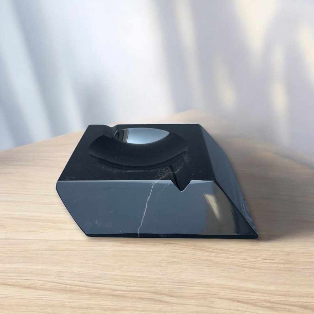 Black Italian 
Marble Ashtray