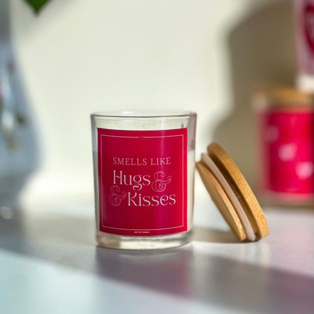 Smells Like Hugs 
& Kisses Candle