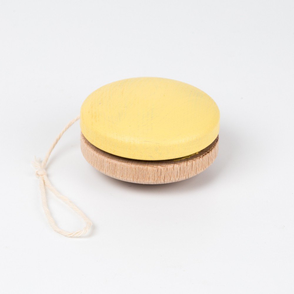 Wooden 
Yoyo Toy