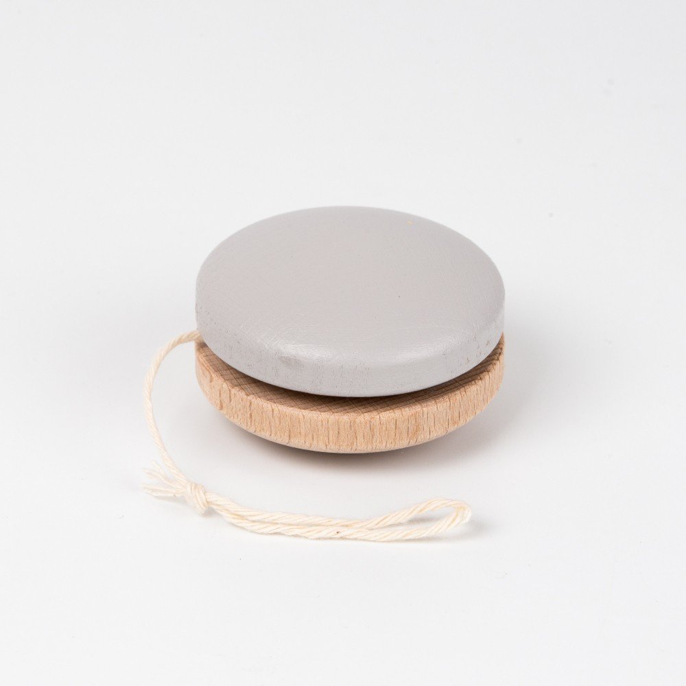 Wooden 
Yoyo Toy