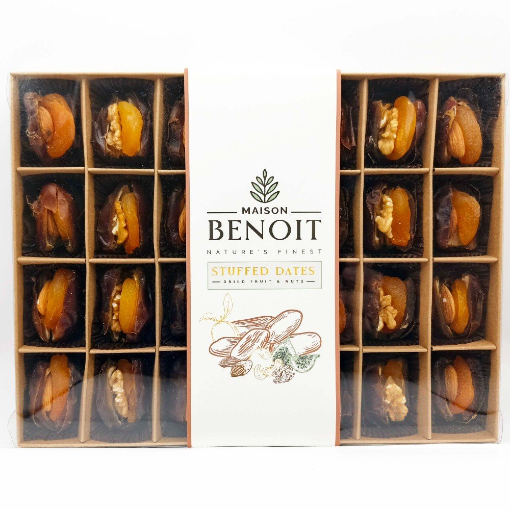 Stuffed Dates with 
Apricot & Raw Nuts